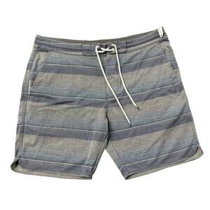 Vissla Sofa Surfer Shorts Men’s XL Board Hybrid Swim trunks Blue Stripes Casual